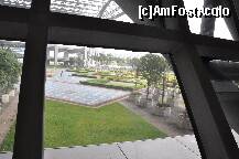 [P17] Aeroportul Bangkok. Din interior spre curtea interioara! » foto by bogdanabu dhabi
 - 
<span class="allrVoted glyphicon glyphicon-heart hidden" id="av169943"></span>
<a class="m-l-10 hidden" id="sv169943" onclick="voting_Foto_DelVot(,169943,4203)" role="button">șterge vot <span class="glyphicon glyphicon-remove"></span></a>
<a id="v9169943" class=" c-red"  onclick="voting_Foto_SetVot(169943)" role="button"><span class="glyphicon glyphicon-heart-empty"></span> <b>LIKE</b> = Votează poza</a> <img class="hidden"  id="f169943W9" src="/imagini/loader.gif" border="0" /><span class="AjErrMes hidden" id="e169943ErM"></span>