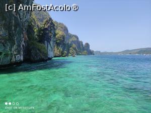 [P08] Eh ... amintiri de pe lângă Phi Phi Islands » foto by Pușcașu Marin
 - 
<span class="allrVoted glyphicon glyphicon-heart hidden" id="av1390678"></span>
<a class="m-l-10 hidden" id="sv1390678" onclick="voting_Foto_DelVot(,1390678,4203)" role="button">șterge vot <span class="glyphicon glyphicon-remove"></span></a>
<a id="v91390678" class=" c-red"  onclick="voting_Foto_SetVot(1390678)" role="button"><span class="glyphicon glyphicon-heart-empty"></span> <b>LIKE</b> = Votează poza</a> <img class="hidden"  id="f1390678W9" src="/imagini/loader.gif" border="0" /><span class="AjErrMes hidden" id="e1390678ErM"></span>