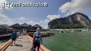 [P24] restaurantul din excursie, de pe Panyee Island » foto by aalliinnaa
 - 
<span class="allrVoted glyphicon glyphicon-heart hidden" id="av1138950"></span>
<a class="m-l-10 hidden" id="sv1138950" onclick="voting_Foto_DelVot(,1138950,4203)" role="button">șterge vot <span class="glyphicon glyphicon-remove"></span></a>
<a id="v91138950" class=" c-red"  onclick="voting_Foto_SetVot(1138950)" role="button"><span class="glyphicon glyphicon-heart-empty"></span> <b>LIKE</b> = Votează poza</a> <img class="hidden"  id="f1138950W9" src="/imagini/loader.gif" border="0" /><span class="AjErrMes hidden" id="e1138950ErM"></span>