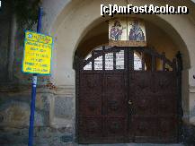 [P102] La intrarea in Biserica Domneasca » foto by magdalena
 - 
<span class="allrVoted glyphicon glyphicon-heart hidden" id="av66297"></span>
<a class="m-l-10 hidden" id="sv66297" onclick="voting_Foto_DelVot(,66297,4208)" role="button">șterge vot <span class="glyphicon glyphicon-remove"></span></a>
<a id="v966297" class=" c-red"  onclick="voting_Foto_SetVot(66297)" role="button"><span class="glyphicon glyphicon-heart-empty"></span> <b>LIKE</b> = Votează poza</a> <img class="hidden"  id="f66297W9" src="/imagini/loader.gif" border="0" /><span class="AjErrMes hidden" id="e66297ErM"></span>