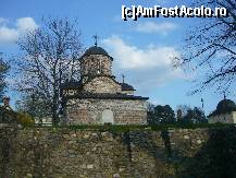 [P12] Curtea de Arges - Biserica Domneasca » foto by magdalena
 - 
<span class="allrVoted glyphicon glyphicon-heart hidden" id="av66185"></span>
<a class="m-l-10 hidden" id="sv66185" onclick="voting_Foto_DelVot(,66185,4208)" role="button">șterge vot <span class="glyphicon glyphicon-remove"></span></a>
<a id="v966185" class=" c-red"  onclick="voting_Foto_SetVot(66185)" role="button"><span class="glyphicon glyphicon-heart-empty"></span> <b>LIKE</b> = Votează poza</a> <img class="hidden"  id="f66185W9" src="/imagini/loader.gif" border="0" /><span class="AjErrMes hidden" id="e66185ErM"></span>