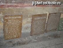 [P15] Biserica Domneasca - epitafuri la mormintele Bratienilor » foto by magdalena
 - 
<span class="allrVoted glyphicon glyphicon-heart hidden" id="av66190"></span>
<a class="m-l-10 hidden" id="sv66190" onclick="voting_Foto_DelVot(,66190,4208)" role="button">șterge vot <span class="glyphicon glyphicon-remove"></span></a>
<a id="v966190" class=" c-red"  onclick="voting_Foto_SetVot(66190)" role="button"><span class="glyphicon glyphicon-heart-empty"></span> <b>LIKE</b> = Votează poza</a> <img class="hidden"  id="f66190W9" src="/imagini/loader.gif" border="0" /><span class="AjErrMes hidden" id="e66190ErM"></span>