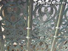 [P72] Manastirea Curtea de Arges - portita facuta la Paris » foto by magdalena
 - 
<span class="allrVoted glyphicon glyphicon-heart hidden" id="av66260"></span>
<a class="m-l-10 hidden" id="sv66260" onclick="voting_Foto_DelVot(,66260,4208)" role="button">șterge vot <span class="glyphicon glyphicon-remove"></span></a>
<a id="v966260" class=" c-red"  onclick="voting_Foto_SetVot(66260)" role="button"><span class="glyphicon glyphicon-heart-empty"></span> <b>LIKE</b> = Votează poza</a> <img class="hidden"  id="f66260W9" src="/imagini/loader.gif" border="0" /><span class="AjErrMes hidden" id="e66260ErM"></span>