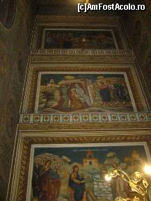 [P85] Capela-paraclis a Manastirii Curtea de Arges, unde sunt moastele Sf. Filofteia » foto by magdalena
 - 
<span class="allrVoted glyphicon glyphicon-heart hidden" id="av66279"></span>
<a class="m-l-10 hidden" id="sv66279" onclick="voting_Foto_DelVot(,66279,4208)" role="button">șterge vot <span class="glyphicon glyphicon-remove"></span></a>
<a id="v966279" class=" c-red"  onclick="voting_Foto_SetVot(66279)" role="button"><span class="glyphicon glyphicon-heart-empty"></span> <b>LIKE</b> = Votează poza</a> <img class="hidden"  id="f66279W9" src="/imagini/loader.gif" border="0" /><span class="AjErrMes hidden" id="e66279ErM"></span>