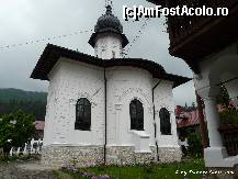 [P01] Mănăstirea Agapia biserica » foto by dannek
 - 
<span class="allrVoted glyphicon glyphicon-heart hidden" id="av149361"></span>
<a class="m-l-10 hidden" id="sv149361" onclick="voting_Foto_DelVot(,149361,4213)" role="button">șterge vot <span class="glyphicon glyphicon-remove"></span></a>
<a id="v9149361" class=" c-red"  onclick="voting_Foto_SetVot(149361)" role="button"><span class="glyphicon glyphicon-heart-empty"></span> <b>LIKE</b> = Votează poza</a> <img class="hidden"  id="f149361W9" src="/imagini/loader.gif" border="0" /><span class="AjErrMes hidden" id="e149361ErM"></span>