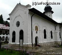 [P08] Biserica Mănăstirii Agapia » foto by dannek
 - 
<span class="allrVoted glyphicon glyphicon-heart hidden" id="av149368"></span>
<a class="m-l-10 hidden" id="sv149368" onclick="voting_Foto_DelVot(,149368,4213)" role="button">șterge vot <span class="glyphicon glyphicon-remove"></span></a>
<a id="v9149368" class=" c-red"  onclick="voting_Foto_SetVot(149368)" role="button"><span class="glyphicon glyphicon-heart-empty"></span> <b>LIKE</b> = Votează poza</a> <img class="hidden"  id="f149368W9" src="/imagini/loader.gif" border="0" /><span class="AjErrMes hidden" id="e149368ErM"></span>