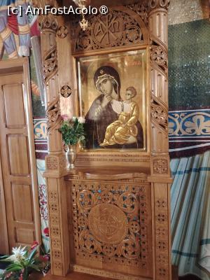 [P11] Icoana Maicii Domnului cu pruncul Iisus » foto by Michi
 - 
<span class="allrVoted glyphicon glyphicon-heart hidden" id="av1438481"></span>
<a class="m-l-10 hidden" id="sv1438481" onclick="voting_Foto_DelVot(,1438481,4219)" role="button">șterge vot <span class="glyphicon glyphicon-remove"></span></a>
<a id="v91438481" class=" c-red"  onclick="voting_Foto_SetVot(1438481)" role="button"><span class="glyphicon glyphicon-heart-empty"></span> <b>LIKE</b> = Votează poza</a> <img class="hidden"  id="f1438481W9" src="/imagini/loader.gif" border="0" /><span class="AjErrMes hidden" id="e1438481ErM"></span>