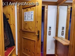 [P24] Dotări pe hol » foto by crismis
 - 
<span class="allrVoted glyphicon glyphicon-heart hidden" id="av1478988"></span>
<a class="m-l-10 hidden" id="sv1478988" onclick="voting_Foto_DelVot(,1478988,4223)" role="button">șterge vot <span class="glyphicon glyphicon-remove"></span></a>
<a id="v91478988" class=" c-red"  onclick="voting_Foto_SetVot(1478988)" role="button"><span class="glyphicon glyphicon-heart-empty"></span> <b>LIKE</b> = Votează poza</a> <img class="hidden"  id="f1478988W9" src="/imagini/loader.gif" border="0" /><span class="AjErrMes hidden" id="e1478988ErM"></span>