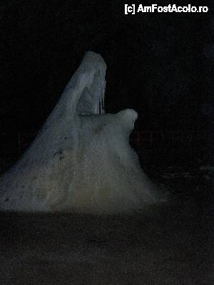 [P13] Ghețarul din Sala Mare » foto by Alina Roxana
 - 
<span class="allrVoted glyphicon glyphicon-heart hidden" id="av450076"></span>
<a class="m-l-10 hidden" id="sv450076" onclick="voting_Foto_DelVot(,450076,4234)" role="button">șterge vot <span class="glyphicon glyphicon-remove"></span></a>
<a id="v9450076" class=" c-red"  onclick="voting_Foto_SetVot(450076)" role="button"><span class="glyphicon glyphicon-heart-empty"></span> <b>LIKE</b> = Votează poza</a> <img class="hidden"  id="f450076W9" src="/imagini/loader.gif" border="0" /><span class="AjErrMes hidden" id="e450076ErM"></span>
