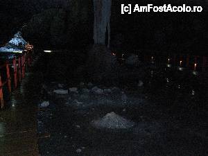 [P16] Un imens bloc de gheață subteran - poate cel mai mare din lume!  » foto by Alina Roxana
 - 
<span class="allrVoted glyphicon glyphicon-heart hidden" id="av450081"></span>
<a class="m-l-10 hidden" id="sv450081" onclick="voting_Foto_DelVot(,450081,4234)" role="button">șterge vot <span class="glyphicon glyphicon-remove"></span></a>
<a id="v9450081" class=" c-red"  onclick="voting_Foto_SetVot(450081)" role="button"><span class="glyphicon glyphicon-heart-empty"></span> <b>LIKE</b> = Votează poza</a> <img class="hidden"  id="f450081W9" src="/imagini/loader.gif" border="0" /><span class="AjErrMes hidden" id="e450081ErM"></span>