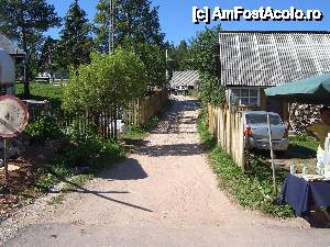 [P02] Locul unde lăsați mașina și începeți urcarea pe jos (10 min.)  » foto by Alina Roxana
 - 
<span class="allrVoted glyphicon glyphicon-heart hidden" id="av450065"></span>
<a class="m-l-10 hidden" id="sv450065" onclick="voting_Foto_DelVot(,450065,4234)" role="button">șterge vot <span class="glyphicon glyphicon-remove"></span></a>
<a id="v9450065" class=" c-red"  onclick="voting_Foto_SetVot(450065)" role="button"><span class="glyphicon glyphicon-heart-empty"></span> <b>LIKE</b> = Votează poza</a> <img class="hidden"  id="f450065W9" src="/imagini/loader.gif" border="0" /><span class="AjErrMes hidden" id="e450065ErM"></span>