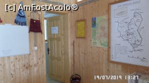 [P10] Holul de la casa de bilete și toaleta » foto by ungureanica
 - 
<span class="allrVoted glyphicon glyphicon-heart hidden" id="av1124414"></span>
<a class="m-l-10 hidden" id="sv1124414" onclick="voting_Foto_DelVot(,1124414,4234)" role="button">șterge vot <span class="glyphicon glyphicon-remove"></span></a>
<a id="v91124414" class=" c-red"  onclick="voting_Foto_SetVot(1124414)" role="button"><span class="glyphicon glyphicon-heart-empty"></span> <b>LIKE</b> = Votează poza</a> <img class="hidden"  id="f1124414W9" src="/imagini/loader.gif" border="0" /><span class="AjErrMes hidden" id="e1124414ErM"></span>