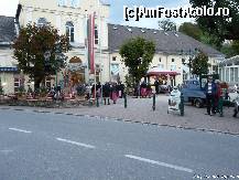 [P06] Bad Aussee Kurhausplatz » foto by dannek
 - 
<span class="allrVoted glyphicon glyphicon-heart hidden" id="av155135"></span>
<a class="m-l-10 hidden" id="sv155135" onclick="voting_Foto_DelVot(,155135,4238)" role="button">șterge vot <span class="glyphicon glyphicon-remove"></span></a>
<a id="v9155135" class=" c-red"  onclick="voting_Foto_SetVot(155135)" role="button"><span class="glyphicon glyphicon-heart-empty"></span> <b>LIKE</b> = Votează poza</a> <img class="hidden"  id="f155135W9" src="/imagini/loader.gif" border="0" /><span class="AjErrMes hidden" id="e155135ErM"></span>