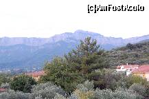 [P07] Muntii vazuti de pe terasa » foto by pmanuela
 - 
<span class="allrVoted glyphicon glyphicon-heart hidden" id="av259291"></span>
<a class="m-l-10 hidden" id="sv259291" onclick="voting_Foto_DelVot(,259291,4250)" role="button">șterge vot <span class="glyphicon glyphicon-remove"></span></a>
<a id="v9259291" class=" c-red"  onclick="voting_Foto_SetVot(259291)" role="button"><span class="glyphicon glyphicon-heart-empty"></span> <b>LIKE</b> = Votează poza</a> <img class="hidden"  id="f259291W9" src="/imagini/loader.gif" border="0" /><span class="AjErrMes hidden" id="e259291ErM"></span>