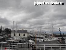 [P05] Dún Laoghaire - chiar daca fotografia nu spune prea multe - merita sa vedeti » foto by sabooky
 - 
<span class="allrVoted glyphicon glyphicon-heart hidden" id="av303238"></span>
<a class="m-l-10 hidden" id="sv303238" onclick="voting_Foto_DelVot(,303238,4261)" role="button">șterge vot <span class="glyphicon glyphicon-remove"></span></a>
<a id="v9303238" class=" c-red"  onclick="voting_Foto_SetVot(303238)" role="button"><span class="glyphicon glyphicon-heart-empty"></span> <b>LIKE</b> = Votează poza</a> <img class="hidden"  id="f303238W9" src="/imagini/loader.gif" border="0" /><span class="AjErrMes hidden" id="e303238ErM"></span>