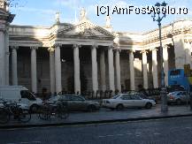 [P18] Dublin - Banca Nationala Irlandeza » foto by vini
 - 
<span class="allrVoted glyphicon glyphicon-heart hidden" id="av42378"></span>
<a class="m-l-10 hidden" id="sv42378" onclick="voting_Foto_DelVot(,42378,4261)" role="button">șterge vot <span class="glyphicon glyphicon-remove"></span></a>
<a id="v942378" class=" c-red"  onclick="voting_Foto_SetVot(42378)" role="button"><span class="glyphicon glyphicon-heart-empty"></span> <b>LIKE</b> = Votează poza</a> <img class="hidden"  id="f42378W9" src="/imagini/loader.gif" border="0" /><span class="AjErrMes hidden" id="e42378ErM"></span>
