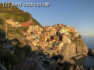 [P30] Manarola - peisaje de tablou » foto by mishu
 - 
<span class="allrVoted glyphicon glyphicon-heart hidden" id="av1290465"></span>
<a class="m-l-10 hidden" id="sv1290465" onclick="voting_Foto_DelVot(,1290465,4285)" role="button">șterge vot <span class="glyphicon glyphicon-remove"></span></a>
<a id="v91290465" class=" c-red"  onclick="voting_Foto_SetVot(1290465)" role="button"><span class="glyphicon glyphicon-heart-empty"></span> <b>LIKE</b> = Votează poza</a> <img class="hidden"  id="f1290465W9" src="/imagini/loader.gif" border="0" /><span class="AjErrMes hidden" id="e1290465ErM"></span>