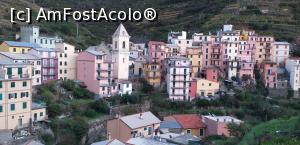 [P20] Manarola şi casele sale, se observă şi Chiesa San Lorenzo împreună cu Torre Campanaria » foto by irinad
 - 
<span class="allrVoted glyphicon glyphicon-heart hidden" id="av1139794"></span>
<a class="m-l-10 hidden" id="sv1139794" onclick="voting_Foto_DelVot(,1139794,4285)" role="button">șterge vot <span class="glyphicon glyphicon-remove"></span></a>
<a id="v91139794" class=" c-red"  onclick="voting_Foto_SetVot(1139794)" role="button"><span class="glyphicon glyphicon-heart-empty"></span> <b>LIKE</b> = Votează poza</a> <img class="hidden"  id="f1139794W9" src="/imagini/loader.gif" border="0" /><span class="AjErrMes hidden" id="e1139794ErM"></span>