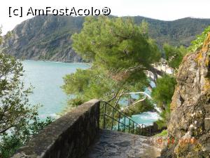 [P03] Monterosso al Mare, poteca spre gară » foto by irinad
 - 
<span class="allrVoted glyphicon glyphicon-heart hidden" id="av1139777"></span>
<a class="m-l-10 hidden" id="sv1139777" onclick="voting_Foto_DelVot(,1139777,4285)" role="button">șterge vot <span class="glyphicon glyphicon-remove"></span></a>
<a id="v91139777" class=" c-red"  onclick="voting_Foto_SetVot(1139777)" role="button"><span class="glyphicon glyphicon-heart-empty"></span> <b>LIKE</b> = Votează poza</a> <img class="hidden"  id="f1139777W9" src="/imagini/loader.gif" border="0" /><span class="AjErrMes hidden" id="e1139777ErM"></span>