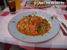 [P04] Paste verzi, aparent asa se gateste in Portugalia » foto by DanCld
 - 
<span class="allrVoted glyphicon glyphicon-heart hidden" id="av362130"></span>
<a class="m-l-10 hidden" id="sv362130" onclick="voting_Foto_DelVot(,362130,4289)" role="button">șterge vot <span class="glyphicon glyphicon-remove"></span></a>
<a id="v9362130" class=" c-red"  onclick="voting_Foto_SetVot(362130)" role="button"><span class="glyphicon glyphicon-heart-empty"></span> <b>LIKE</b> = Votează poza</a> <img class="hidden"  id="f362130W9" src="/imagini/loader.gif" border="0" /><span class="AjErrMes hidden" id="e362130ErM"></span>