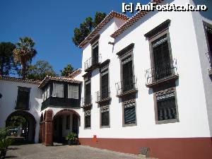 [P13] Quinta das Cruzes, exteriorul » foto by DanCld
 - 
<span class="allrVoted glyphicon glyphicon-heart hidden" id="av362505"></span>
<a class="m-l-10 hidden" id="sv362505" onclick="voting_Foto_DelVot(,362505,4289)" role="button">șterge vot <span class="glyphicon glyphicon-remove"></span></a>
<a id="v9362505" class=" c-red"  onclick="voting_Foto_SetVot(362505)" role="button"><span class="glyphicon glyphicon-heart-empty"></span> <b>LIKE</b> = Votează poza</a> <img class="hidden"  id="f362505W9" src="/imagini/loader.gif" border="0" /><span class="AjErrMes hidden" id="e362505ErM"></span>