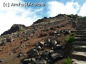 [P30] spre Pico Ruivo » foto by pmanuela
 - 
<span class="allrVoted glyphicon glyphicon-heart hidden" id="av1137523"></span>
<a class="m-l-10 hidden" id="sv1137523" onclick="voting_Foto_DelVot(,1137523,4289)" role="button">șterge vot <span class="glyphicon glyphicon-remove"></span></a>
<a id="v91137523" class=" c-red"  onclick="voting_Foto_SetVot(1137523)" role="button"><span class="glyphicon glyphicon-heart-empty"></span> <b>LIKE</b> = Votează poza</a> <img class="hidden"  id="f1137523W9" src="/imagini/loader.gif" border="0" /><span class="AjErrMes hidden" id="e1137523ErM"></span>