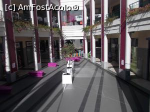 [P46] Iterior modern in Funchal...  » foto by costin1968
 - 
<span class="allrVoted glyphicon glyphicon-heart hidden" id="av816210"></span>
<a class="m-l-10 hidden" id="sv816210" onclick="voting_Foto_DelVot(,816210,4289)" role="button">șterge vot <span class="glyphicon glyphicon-remove"></span></a>
<a id="v9816210" class=" c-red"  onclick="voting_Foto_SetVot(816210)" role="button"><span class="glyphicon glyphicon-heart-empty"></span> <b>LIKE</b> = Votează poza</a> <img class="hidden"  id="f816210W9" src="/imagini/loader.gif" border="0" /><span class="AjErrMes hidden" id="e816210ErM"></span>