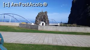 [P11] Pe malul Atanticului, mica Capela acolo 
unde a avut loc Miraculoasa aparitie a Sf. Vicentiu (Sao Vicente).  » foto by costin1968
 - 
<span class="allrVoted glyphicon glyphicon-heart hidden" id="av816526"></span>
<a class="m-l-10 hidden" id="sv816526" onclick="voting_Foto_DelVot(,816526,4289)" role="button">șterge vot <span class="glyphicon glyphicon-remove"></span></a>
<a id="v9816526" class=" c-red"  onclick="voting_Foto_SetVot(816526)" role="button"><span class="glyphicon glyphicon-heart-empty"></span> <b>LIKE</b> = Votează poza</a> <img class="hidden"  id="f816526W9" src="/imagini/loader.gif" border="0" /><span class="AjErrMes hidden" id="e816526ErM"></span>