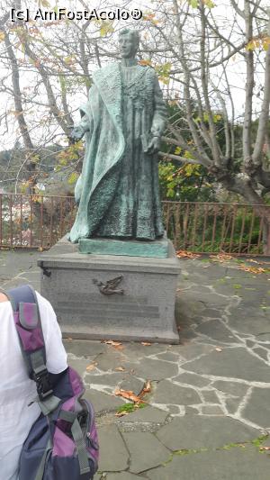 [P48] Statuia lui Carol I... ultimul Imparat austro -ungar ce isi are mormantul in Biserica Nossa Senhora Monte...  » foto by costin1968
 - 
<span class="allrVoted glyphicon glyphicon-heart hidden" id="av818410"></span>
<a class="m-l-10 hidden" id="sv818410" onclick="voting_Foto_DelVot(,818410,4289)" role="button">șterge vot <span class="glyphicon glyphicon-remove"></span></a>
<a id="v9818410" class=" c-red"  onclick="voting_Foto_SetVot(818410)" role="button"><span class="glyphicon glyphicon-heart-empty"></span> <b>LIKE</b> = Votează poza</a> <img class="hidden"  id="f818410W9" src="/imagini/loader.gif" border="0" /><span class="AjErrMes hidden" id="e818410ErM"></span>