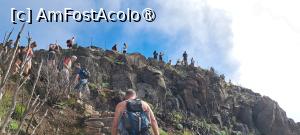 [P42] Ne îndreptăm spre vârf, ca și mulți alți turiști » foto by irinad
 - 
<span class="allrVoted glyphicon glyphicon-heart hidden" id="av1506940"></span>
<a class="m-l-10 hidden" id="sv1506940" onclick="voting_Foto_DelVot(,1506940,4289)" role="button">șterge vot <span class="glyphicon glyphicon-remove"></span></a>
<a id="v91506940" class=" c-red"  onclick="voting_Foto_SetVot(1506940)" role="button"><span class="glyphicon glyphicon-heart-empty"></span> <b>LIKE</b> = Votează poza</a> <img class="hidden"  id="f1506940W9" src="/imagini/loader.gif" border="0" /><span class="AjErrMes hidden" id="e1506940ErM"></span>