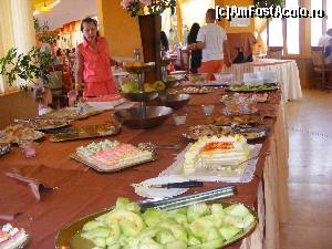 [P11] restaurantul - zona de dulciuri » foto by mitica070463
 - 
<span class="allrVoted glyphicon glyphicon-heart hidden" id="av655865"></span>
<a class="m-l-10 hidden" id="sv655865" onclick="voting_Foto_DelVot(,655865,4294)" role="button">șterge vot <span class="glyphicon glyphicon-remove"></span></a>
<a id="v9655865" class=" c-red"  onclick="voting_Foto_SetVot(655865)" role="button"><span class="glyphicon glyphicon-heart-empty"></span> <b>LIKE</b> = Votează poza</a> <img class="hidden"  id="f655865W9" src="/imagini/loader.gif" border="0" /><span class="AjErrMes hidden" id="e655865ErM"></span>