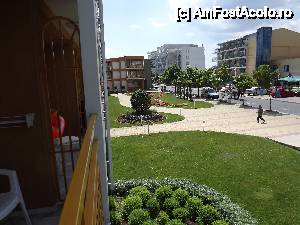 [P17] imagine tot din balcon » foto by singing22loud
 - 
<span class="allrVoted glyphicon glyphicon-heart hidden" id="av487552"></span>
<a class="m-l-10 hidden" id="sv487552" onclick="voting_Foto_DelVot(,487552,4294)" role="button">șterge vot <span class="glyphicon glyphicon-remove"></span></a>
<a id="v9487552" class=" c-red"  onclick="voting_Foto_SetVot(487552)" role="button"><span class="glyphicon glyphicon-heart-empty"></span> <b>LIKE</b> = Votează poza</a> <img class="hidden"  id="f487552W9" src="/imagini/loader.gif" border="0" /><span class="AjErrMes hidden" id="e487552ErM"></span>