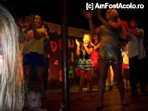 [P21] seara de dance » foto by Glassesman*
 - 
<span class="allrVoted glyphicon glyphicon-heart hidden" id="av442270"></span>
<a class="m-l-10 hidden" id="sv442270" onclick="voting_Foto_DelVot(,442270,4294)" role="button">șterge vot <span class="glyphicon glyphicon-remove"></span></a>
<a id="v9442270" class=" c-red"  onclick="voting_Foto_SetVot(442270)" role="button"><span class="glyphicon glyphicon-heart-empty"></span> <b>LIKE</b> = Votează poza</a> <img class="hidden"  id="f442270W9" src="/imagini/loader.gif" border="0" /><span class="AjErrMes hidden" id="e442270ErM"></span>