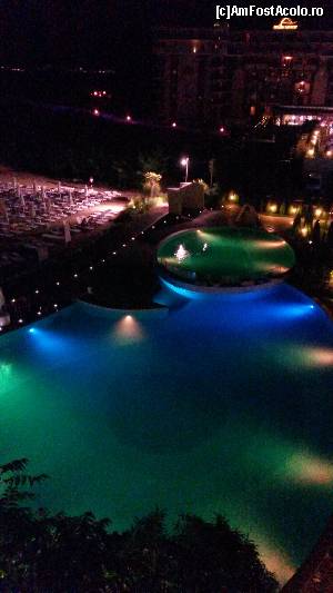 [P01] Piscinele hotelului, noaptea » foto by floracol
 - 
<span class="allrVoted glyphicon glyphicon-heart hidden" id="av661272"></span>
<a class="m-l-10 hidden" id="sv661272" onclick="voting_Foto_DelVot(,661272,4294)" role="button">șterge vot <span class="glyphicon glyphicon-remove"></span></a>
<a id="v9661272" class=" c-red"  onclick="voting_Foto_SetVot(661272)" role="button"><span class="glyphicon glyphicon-heart-empty"></span> <b>LIKE</b> = Votează poza</a> <img class="hidden"  id="f661272W9" src="/imagini/loader.gif" border="0" /><span class="AjErrMes hidden" id="e661272ErM"></span>