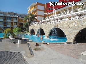 [P06] Cascada de la piscina, care mergea doar in anumite intervale de timp » foto by bobchi
 - 
<span class="allrVoted glyphicon glyphicon-heart hidden" id="av463509"></span>
<a class="m-l-10 hidden" id="sv463509" onclick="voting_Foto_DelVot(,463509,4294)" role="button">șterge vot <span class="glyphicon glyphicon-remove"></span></a>
<a id="v9463509" class=" c-red"  onclick="voting_Foto_SetVot(463509)" role="button"><span class="glyphicon glyphicon-heart-empty"></span> <b>LIKE</b> = Votează poza</a> <img class="hidden"  id="f463509W9" src="/imagini/loader.gif" border="0" /><span class="AjErrMes hidden" id="e463509ErM"></span>