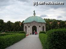 [P02] Hofgarten » foto by DanCld
 - 
<span class="allrVoted glyphicon glyphicon-heart hidden" id="av222381"></span>
<a class="m-l-10 hidden" id="sv222381" onclick="voting_Foto_DelVot(,222381,4310)" role="button">șterge vot <span class="glyphicon glyphicon-remove"></span></a>
<a id="v9222381" class=" c-red"  onclick="voting_Foto_SetVot(222381)" role="button"><span class="glyphicon glyphicon-heart-empty"></span> <b>LIKE</b> = Votează poza</a> <img class="hidden"  id="f222381W9" src="/imagini/loader.gif" border="0" /><span class="AjErrMes hidden" id="e222381ErM"></span>