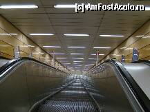 [P03] Coborarea intr-o statie de metrou; extrem de adanca statia, nu? » foto by DanCld
 - 
<span class="allrVoted glyphicon glyphicon-heart hidden" id="av222382"></span>
<a class="m-l-10 hidden" id="sv222382" onclick="voting_Foto_DelVot(,222382,4310)" role="button">șterge vot <span class="glyphicon glyphicon-remove"></span></a>
<a id="v9222382" class=" c-red"  onclick="voting_Foto_SetVot(222382)" role="button"><span class="glyphicon glyphicon-heart-empty"></span> <b>LIKE</b> = Votează poza</a> <img class="hidden"  id="f222382W9" src="/imagini/loader.gif" border="0" /><span class="AjErrMes hidden" id="e222382ErM"></span>