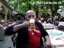 [P10] Berea asta este pentru @ileana experta,care m-a indrumat catre Hofbrauhaus » foto by johnnyredlabel †
 - 
<span class="allrVoted glyphicon glyphicon-heart hidden" id="av208002"></span>
<a class="m-l-10 hidden" id="sv208002" onclick="voting_Foto_DelVot(,208002,4310)" role="button">șterge vot <span class="glyphicon glyphicon-remove"></span></a>
<a id="v9208002" class=" c-red"  onclick="voting_Foto_SetVot(208002)" role="button"><span class="glyphicon glyphicon-heart-empty"></span> <b>LIKE</b> = Votează poza</a> <img class="hidden"  id="f208002W9" src="/imagini/loader.gif" border="0" /><span class="AjErrMes hidden" id="e208002ErM"></span>