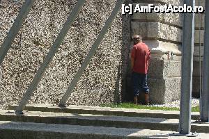 [P05] acest betiv de munchen e neamt, striga cat il tineau plamanii in limba germana, ar fi bine ca cei ce se cred destepti asa cum a facut un anume domn spunandu-mi ca cei ca mine murdaresc orasele germane sa se abtina, cred ca nu-si dau seama ca mai am destule poze compromitatoare la adresa bavarezilor » foto by beberadutoiu*
 - 
<span class="allrVoted glyphicon glyphicon-heart hidden" id="av454153"></span>
<a class="m-l-10 hidden" id="sv454153" onclick="voting_Foto_DelVot(,454153,4310)" role="button">șterge vot <span class="glyphicon glyphicon-remove"></span></a>
<a id="v9454153" class=" c-red"  onclick="voting_Foto_SetVot(454153)" role="button"><span class="glyphicon glyphicon-heart-empty"></span> <b>LIKE</b> = Votează poza</a> <img class="hidden"  id="f454153W9" src="/imagini/loader.gif" border="0" /><span class="AjErrMes hidden" id="e454153ErM"></span>