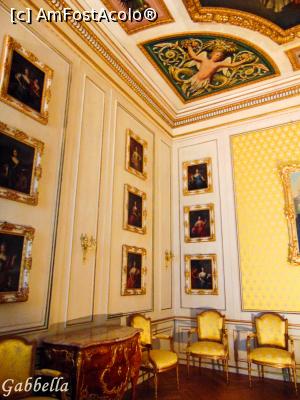 [P13] A patra incapere: Bedchamber (dormitorul)  » foto by GabrielaG
 - 
<span class="allrVoted glyphicon glyphicon-heart hidden" id="av744296"></span>
<a class="m-l-10 hidden" id="sv744296" onclick="voting_Foto_DelVot(,744296,4310)" role="button">șterge vot <span class="glyphicon glyphicon-remove"></span></a>
<a id="v9744296" class=" c-red"  onclick="voting_Foto_SetVot(744296)" role="button"><span class="glyphicon glyphicon-heart-empty"></span> <b>LIKE</b> = Votează poza</a> <img class="hidden"  id="f744296W9" src="/imagini/loader.gif" border="0" /><span class="AjErrMes hidden" id="e744296ErM"></span>
