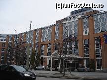 [P22] Hotel ''Hilton'' » foto by lotty_56
 - 
<span class="allrVoted glyphicon glyphicon-heart hidden" id="av383139"></span>
<a class="m-l-10 hidden" id="sv383139" onclick="voting_Foto_DelVot(,383139,4310)" role="button">șterge vot <span class="glyphicon glyphicon-remove"></span></a>
<a id="v9383139" class=" c-red"  onclick="voting_Foto_SetVot(383139)" role="button"><span class="glyphicon glyphicon-heart-empty"></span> <b>LIKE</b> = Votează poza</a> <img class="hidden"  id="f383139W9" src="/imagini/loader.gif" border="0" /><span class="AjErrMes hidden" id="e383139ErM"></span>
