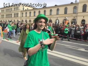 [P58] Munchen - Parada de Sf Patrick, si o tanara minunata » foto by mishu
 - 
<span class="allrVoted glyphicon glyphicon-heart hidden" id="av950344"></span>
<a class="m-l-10 hidden" id="sv950344" onclick="voting_Foto_DelVot(,950344,4310)" role="button">șterge vot <span class="glyphicon glyphicon-remove"></span></a>
<a id="v9950344" class=" c-red"  onclick="voting_Foto_SetVot(950344)" role="button"><span class="glyphicon glyphicon-heart-empty"></span> <b>LIKE</b> = Votează poza</a> <img class="hidden"  id="f950344W9" src="/imagini/loader.gif" border="0" /><span class="AjErrMes hidden" id="e950344ErM"></span>