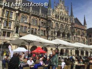 [P09] In piata sunt puse o multime de mese de care se bucura toti turistii.  » foto by mishu
 - 
<span class="allrVoted glyphicon glyphicon-heart hidden" id="av962861"></span>
<a class="m-l-10 hidden" id="sv962861" onclick="voting_Foto_DelVot(,962861,4310)" role="button">șterge vot <span class="glyphicon glyphicon-remove"></span></a>
<a id="v9962861" class=" c-red"  onclick="voting_Foto_SetVot(962861)" role="button"><span class="glyphicon glyphicon-heart-empty"></span> <b>LIKE</b> = Votează poza</a> <img class="hidden"  id="f962861W9" src="/imagini/loader.gif" border="0" /><span class="AjErrMes hidden" id="e962861ErM"></span>