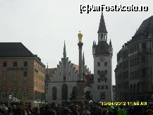 [P30] Marienplatz- Primaria Veche si in fata ei se vede statuia Fecioarei Maria sus in varful acelei coloane. » foto by adryana
 - 
<span class="allrVoted glyphicon glyphicon-heart hidden" id="av317008"></span>
<a class="m-l-10 hidden" id="sv317008" onclick="voting_Foto_DelVot(,317008,4310)" role="button">șterge vot <span class="glyphicon glyphicon-remove"></span></a>
<a id="v9317008" class=" c-red"  onclick="voting_Foto_SetVot(317008)" role="button"><span class="glyphicon glyphicon-heart-empty"></span> <b>LIKE</b> = Votează poza</a> <img class="hidden"  id="f317008W9" src="/imagini/loader.gif" border="0" /><span class="AjErrMes hidden" id="e317008ErM"></span>