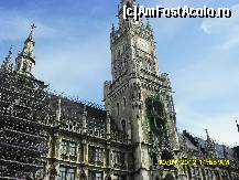[P35] Marienplatz- Primaria Noua.Observati arhitectura cladirii. » foto by adryana
 - 
<span class="allrVoted glyphicon glyphicon-heart hidden" id="av317013"></span>
<a class="m-l-10 hidden" id="sv317013" onclick="voting_Foto_DelVot(,317013,4310)" role="button">șterge vot <span class="glyphicon glyphicon-remove"></span></a>
<a id="v9317013" class=" c-red"  onclick="voting_Foto_SetVot(317013)" role="button"><span class="glyphicon glyphicon-heart-empty"></span> <b>LIKE</b> = Votează poza</a> <img class="hidden"  id="f317013W9" src="/imagini/loader.gif" border="0" /><span class="AjErrMes hidden" id="e317013ErM"></span>