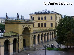 [P09] Cladiri din Altestadt Munchen, vazute din cladirea Muzeului Residenz » foto by Puiu2010
 - 
<span class="allrVoted glyphicon glyphicon-heart hidden" id="av378054"></span>
<a class="m-l-10 hidden" id="sv378054" onclick="voting_Foto_DelVot(,378054,4310)" role="button">șterge vot <span class="glyphicon glyphicon-remove"></span></a>
<a id="v9378054" class=" c-red"  onclick="voting_Foto_SetVot(378054)" role="button"><span class="glyphicon glyphicon-heart-empty"></span> <b>LIKE</b> = Votează poza</a> <img class="hidden"  id="f378054W9" src="/imagini/loader.gif" border="0" /><span class="AjErrMes hidden" id="e378054ErM"></span>