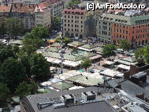 [P28] Piata Viktualienmarkt » foto by andromeda
 - 
<span class="allrVoted glyphicon glyphicon-heart hidden" id="av495239"></span>
<a class="m-l-10 hidden" id="sv495239" onclick="voting_Foto_DelVot(,495239,4310)" role="button">șterge vot <span class="glyphicon glyphicon-remove"></span></a>
<a id="v9495239" class=" c-red"  onclick="voting_Foto_SetVot(495239)" role="button"><span class="glyphicon glyphicon-heart-empty"></span> <b>LIKE</b> = Votează poza</a> <img class="hidden"  id="f495239W9" src="/imagini/loader.gif" border="0" /><span class="AjErrMes hidden" id="e495239ErM"></span>
