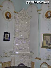 [P08] Castelul Iulia Hasdeu - fragmnt din galeria genealogica a familiei Hasdeu; jos in stanga este o miniatura infatisand-o pe Iulia la 18 ani. » foto by cc_iordachescu
 - 
<span class="allrVoted glyphicon glyphicon-heart hidden" id="av55232"></span>
<a class="m-l-10 hidden" id="sv55232" onclick="voting_Foto_DelVot(,55232,4329)" role="button">șterge vot <span class="glyphicon glyphicon-remove"></span></a>
<a id="v955232" class=" c-red"  onclick="voting_Foto_SetVot(55232)" role="button"><span class="glyphicon glyphicon-heart-empty"></span> <b>LIKE</b> = Votează poza</a> <img class="hidden"  id="f55232W9" src="/imagini/loader.gif" border="0" /><span class="AjErrMes hidden" id="e55232ErM"></span>