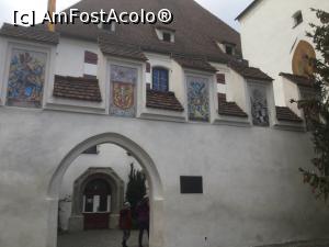 [P34] Hall in Tirol - Pe aici se ajunge la Primarie, iar gardul apartine Primariei » foto by mishu
 - 
<span class="allrVoted glyphicon glyphicon-heart hidden" id="av1035484"></span>
<a class="m-l-10 hidden" id="sv1035484" onclick="voting_Foto_DelVot(,1035484,4343)" role="button">șterge vot <span class="glyphicon glyphicon-remove"></span></a>
<a id="v91035484" class=" c-red"  onclick="voting_Foto_SetVot(1035484)" role="button"><span class="glyphicon glyphicon-heart-empty"></span> <b>LIKE</b> = Votează poza</a> <img class="hidden"  id="f1035484W9" src="/imagini/loader.gif" border="0" /><span class="AjErrMes hidden" id="e1035484ErM"></span>