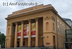[P17] <strong>Teatrul de Stat Tirolez </strong>are o istorie de 400 de ani. Arhiducele Ferdinand Karl a comandat construirea Teatrului de opera, vizavi de Hofburg, ulterior a fost renovat minutios, iar in 1844 a fost demolat si reconstruit in stil clasic. » foto by geani anto
 - 
<span class="allrVoted glyphicon glyphicon-heart hidden" id="av1422165"></span>
<a class="m-l-10 hidden" id="sv1422165" onclick="voting_Foto_DelVot(,1422165,4343)" role="button">șterge vot <span class="glyphicon glyphicon-remove"></span></a>
<a id="v91422165" class=" c-red"  onclick="voting_Foto_SetVot(1422165)" role="button"><span class="glyphicon glyphicon-heart-empty"></span> <b>LIKE</b> = Votează poza</a> <img class="hidden"  id="f1422165W9" src="/imagini/loader.gif" border="0" /><span class="AjErrMes hidden" id="e1422165ErM"></span>